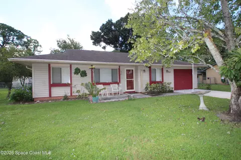 940 Kenmore St NW, Palm Bay, FL 32907