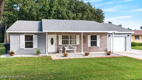 2520 Heritage Dr, Titusville, FL 32780