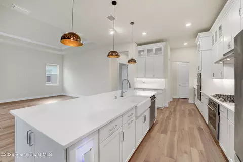 Kitchen - 9190 Wander Trl, Melbourne, FL 32940 photo 3 of 6