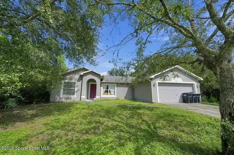 857 Sarasota Dr SE, Palm Bay, FL 32909