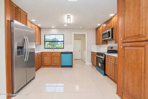 Kitchen - 382 Chester Dr, Cocoa, FL 32926 photo 1 of 4