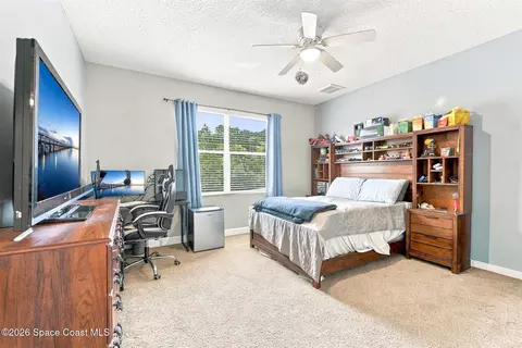Bedroom - 1329 Tipperary Dr, Melbourne, FL 32940 photo 1 of 6
