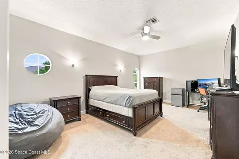 Bedroom - 1329 Tipperary Dr, Melbourne, FL 32940 photo 6 of 6