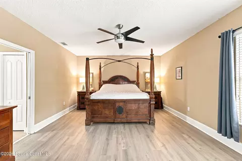 Bedroom - 1329 Tipperary Dr, Melbourne, FL 32940 photo 4 of 6