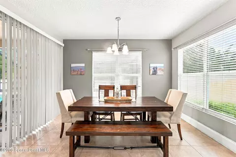 Dining - 1329 Tipperary Dr, Melbourne, FL 32940 photo 3 of 3