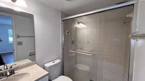 Bath - 588 N Wickham Rd #51, Melbourne, FL 32935 photo 2 of 3