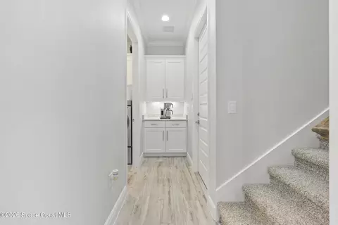 Entry Way - 2283 Trava Ln, Melbourne, FL 32940 photo 4 of 5