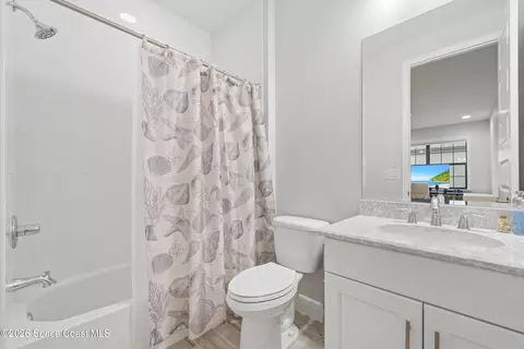 Bath - 2283 Trava Ln, Melbourne, FL 32940 photo 5 of 5