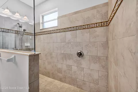 Bath - 6448 Van Ness Dr, Melbourne, FL 32940 photo 2 of 3
