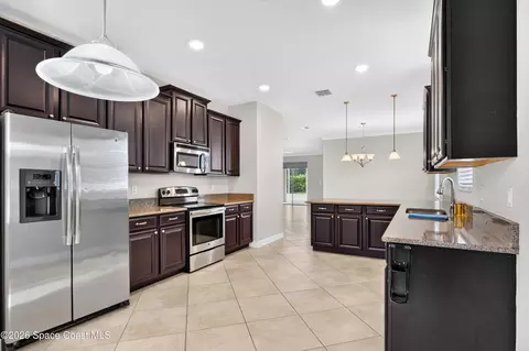Kitchen - 6448 Van Ness Dr, Melbourne, FL 32940 photo 4 of 4
