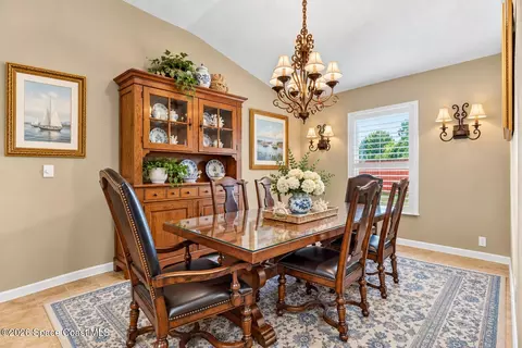 Dining - 143 Palm Cir, Melbourne, FL 32940 photo 1 of 2