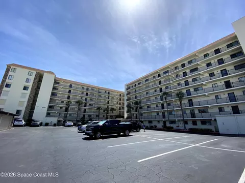 3060 N Atlantic Ave #102, Cocoa Beach, FL 32931