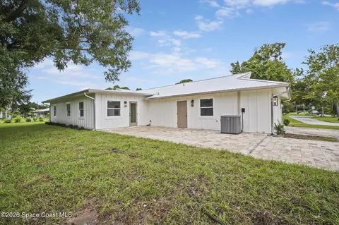Exterior - 3825 Arlington Ave, Mims, FL 32754 photo 2 of 3