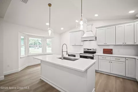 Kitchen - 3825 Arlington Ave, Mims, FL 32754 photo 2 of 5