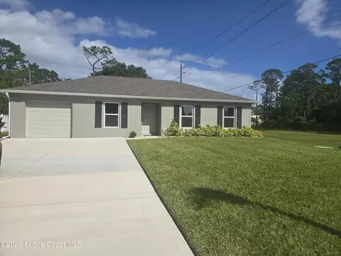 1699 Yamada St SE, Palm Bay, FL 32909