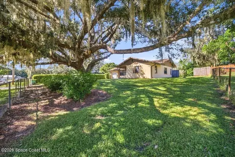 Exterior - 4110 Pecan St, Mims, FL 32754 photo 7 of 10