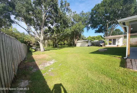 Exterior - 2250 Floridiane Dr, Melbourne, FL 32935 photo 7 of 34