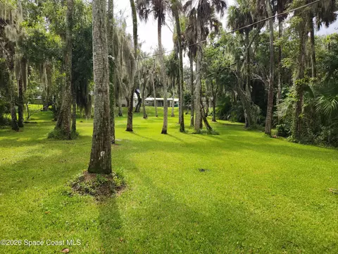 Exterior - 2250 Floridiane Dr, Melbourne, FL 32935 photo 26 of 34
