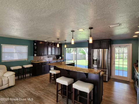 Kitchen - 2250 Floridiane Dr, Melbourne, FL 32935 photo 2 of 10