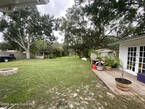 Exterior - 2250 Floridiane Dr, Melbourne, FL 32935 photo 14 of 34