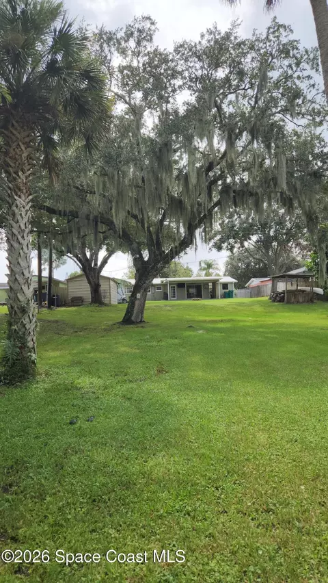 Exterior - 2250 Floridiane Dr, Melbourne, FL 32935 photo 33 of 34