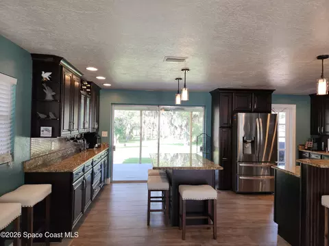 Kitchen - 2250 Floridiane Dr, Melbourne, FL 32935 photo 3 of 10