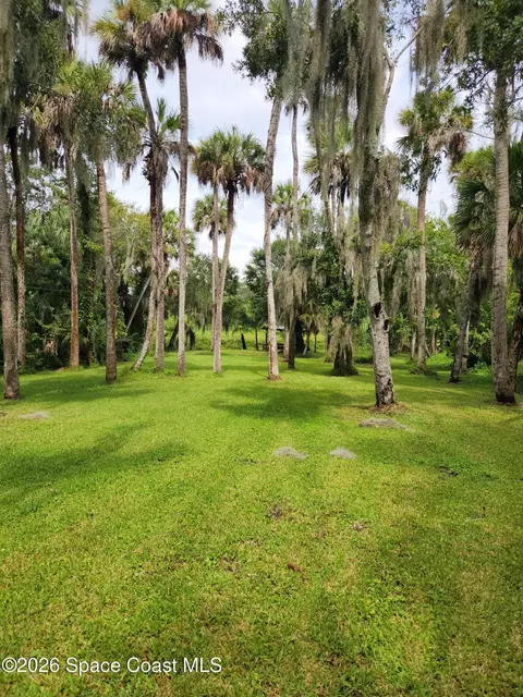Exterior - 2250 Floridiane Dr, Melbourne, FL 32935 photo 31 of 34