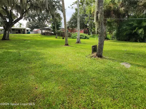Exterior - 2250 Floridiane Dr, Melbourne, FL 32935 photo 29 of 34