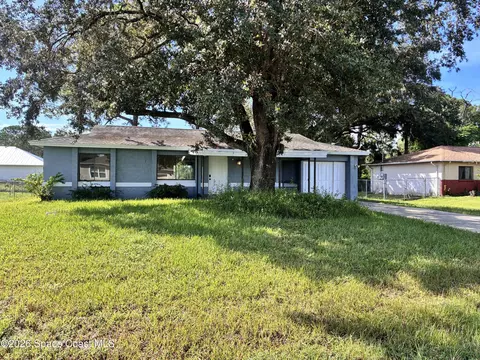 942 NW Sorrel St NW, Palm Bay, FL 32907