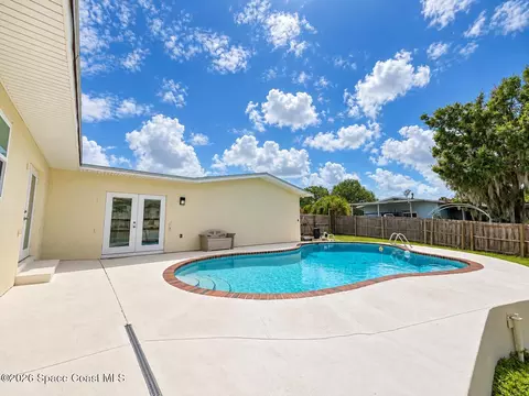 Exterior - 1308 Sun Cir W, Melbourne, FL 32935 photo 3 of 6