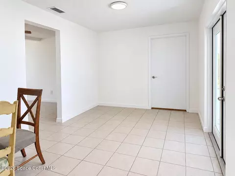 Dining - 1308 Sun Cir W, Melbourne, FL 32935 photo 2 of 2