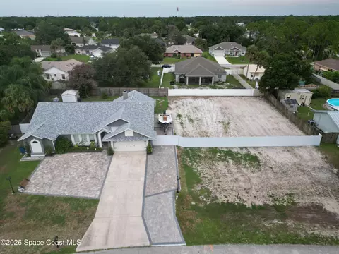 1319 Whaling Ave SE, Palm Bay, FL 32909