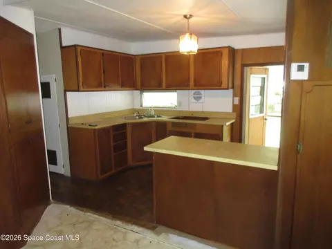 7002 Evergreen Dr, Cocoa, FL 32927 photo 8