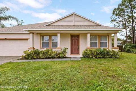811 Parsons Cir SE, Palm Bay, FL 32909