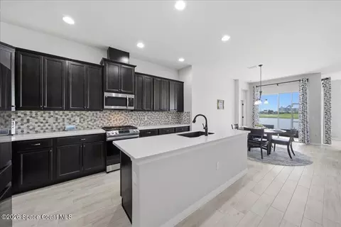 Kitchen - 2799 Avalonia Dr, Melbourne, FL 32940 photo 1 of 1