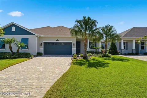 Exterior - 2799 Avalonia Dr, Melbourne, FL 32940 photo 3 of 5