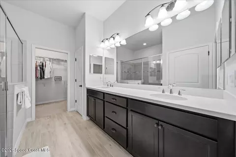 Entry Way - 2799 Avalonia Dr, Melbourne, FL 32940 photo 2 of 2