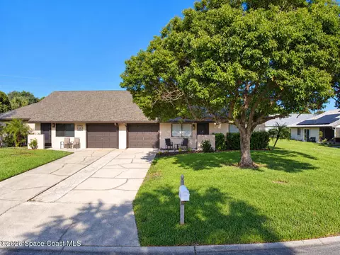 672 Casa Grande Dr, Melbourne, FL 32940