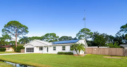 145 Nesbitt St NE, Palm Bay, FL 32907