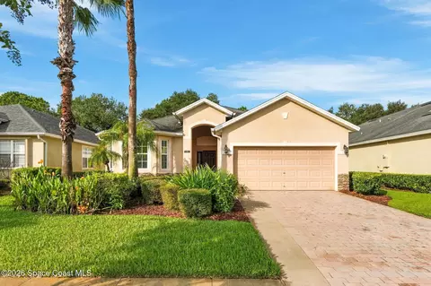 680 Remington Green Dr SE, Palm Bay, FL 32909