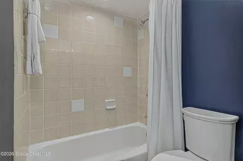 Bath - 3765 Big Pine Rd, Melbourne, FL 32934 photo 5 of 5
