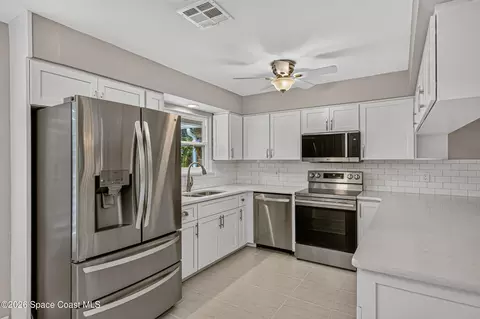 Kitchen - 3765 Big Pine Rd, Melbourne, FL 32934 photo 2 of 4