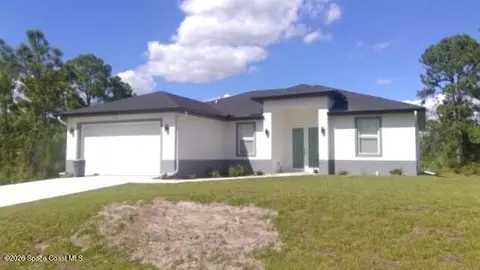 3216 71st St W, Lehigh Acres, FL 33971