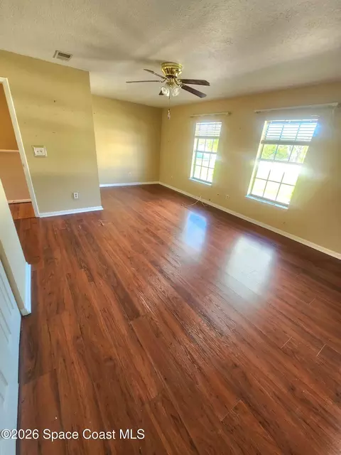 Living - 2813 Manor Dr NE, Palm Bay, FL 32905 photo 1 of 6