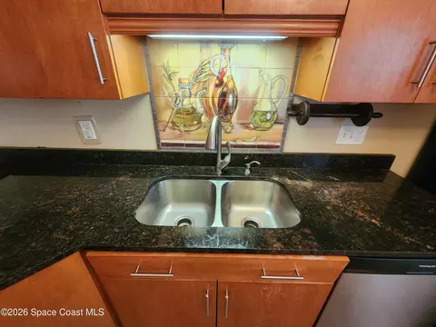 Kitchen - 2813 Manor Dr NE, Palm Bay, FL 32905 photo 2 of 2