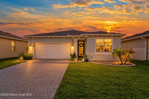 2130 Imperia Ct NW, Palm Bay, FL 32907