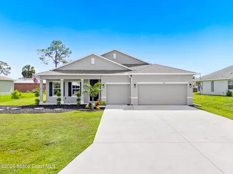 1846 Fairlight St NW, Palm Bay, FL 32907