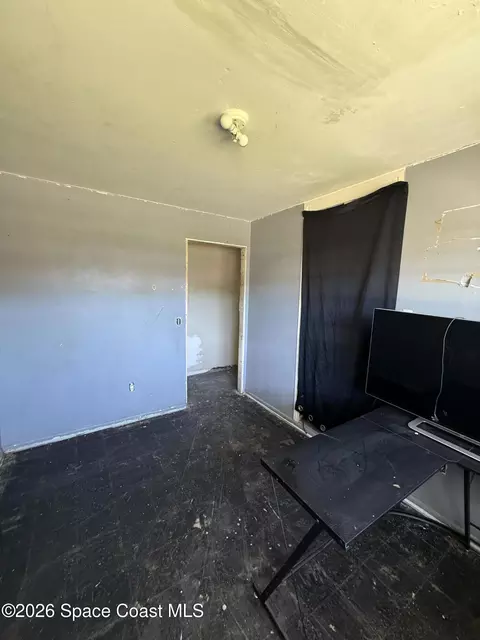 Bedroom - 2132 Allan Adale Rd, Melbourne, FL 32935 photo 2 of 2