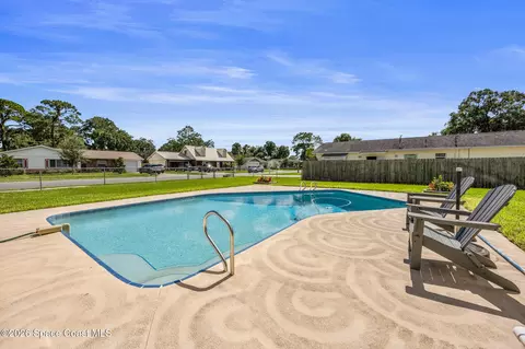 Exterior - 5720 Margo Ct, West Melbourne, FL 32904 photo 5 of 7