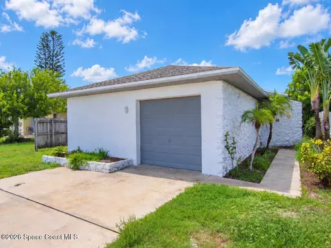 135 S Kenneth Ct, Merritt Island, FL 32952